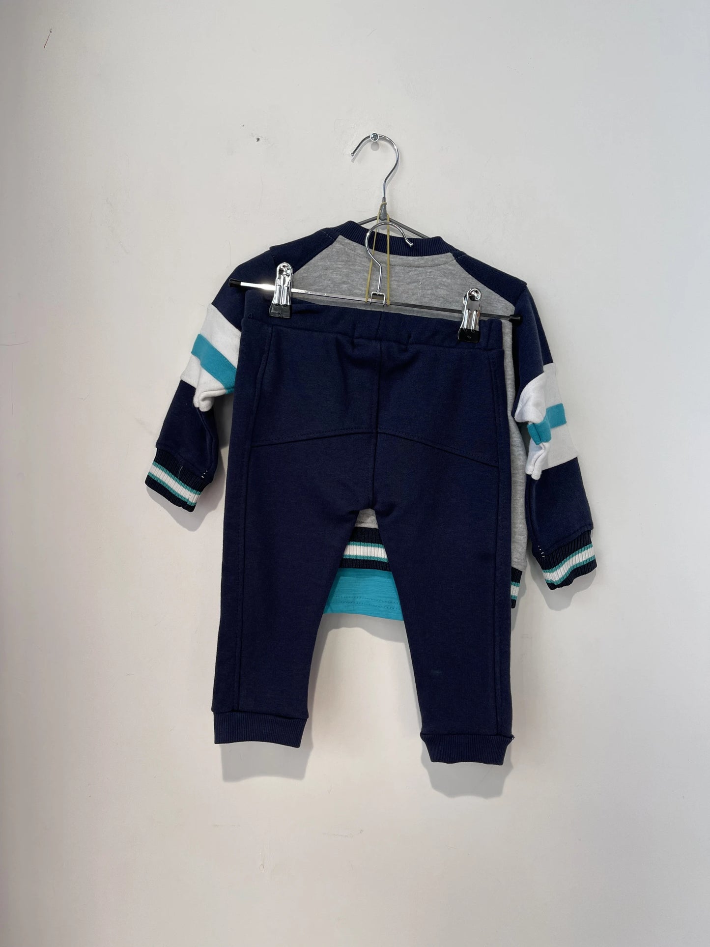 ENSEMBLE 3 PIÈCES VESTE + T-SHIRT & JOGGING (CUTE 1) MINOTI 12M*3Y
