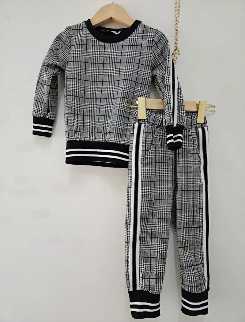 Ensemble Haut Pull et Pantalon Quadrillé Rayures Bandes Sport Garçon