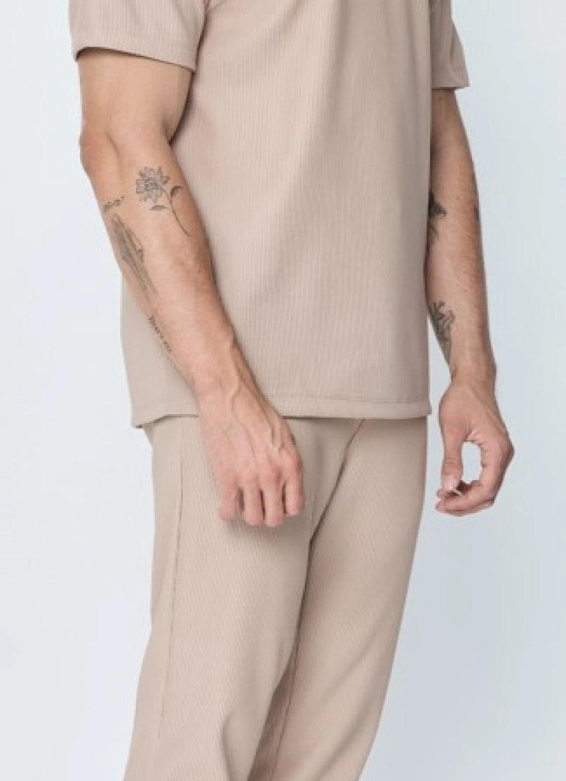 Ensemble plissé t shirt et pantalon