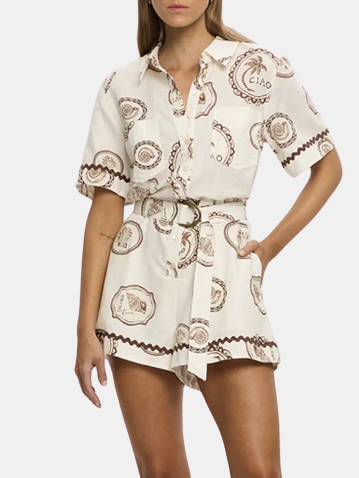 Robe élégante avec motif floral