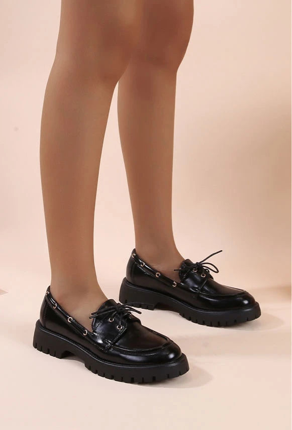 Chaussures bateau en simili avec semelle texturée
