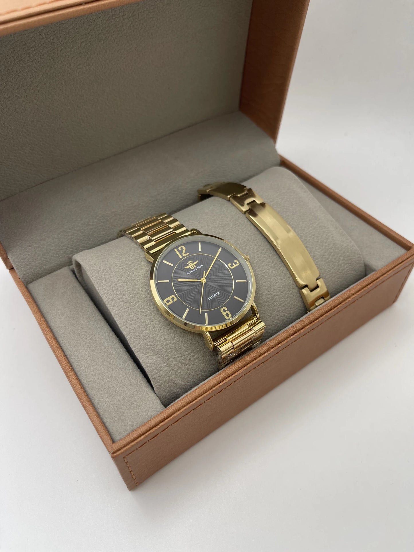 Coffret montre homme Michael John avec bijoux en acier