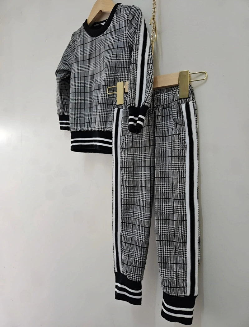 Ensemble Haut Pull et Pantalon Quadrillé Rayures Bandes Sport Garçon