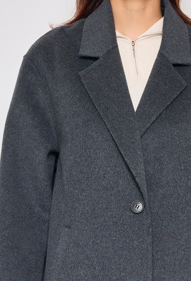 Manteau chic avec col et boutons