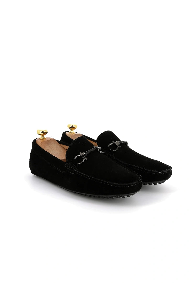 Mocassin en cuir nubuck avec accessoire cordon
