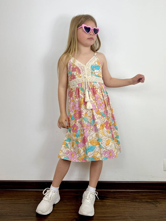Robe fleurie bohème avec dentelles et bretelles réglables pour fille