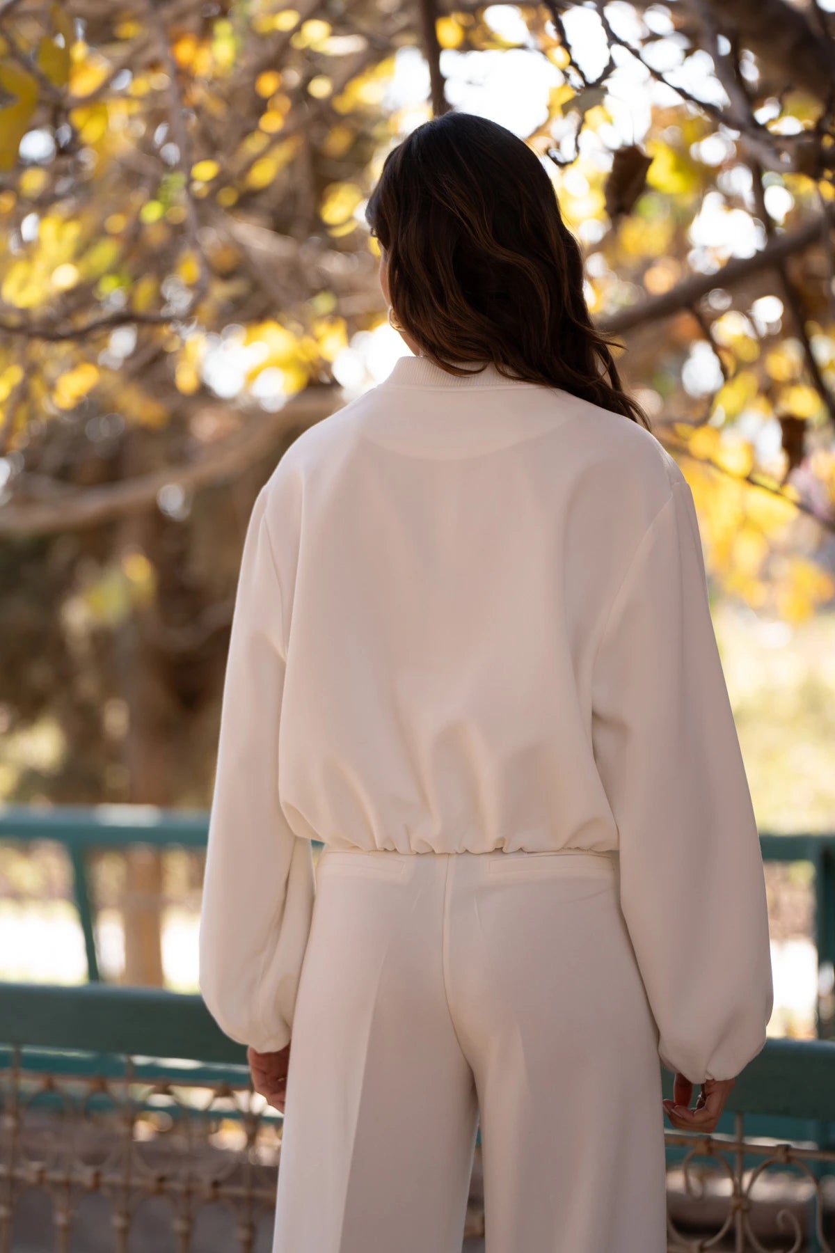 [Aura] Veste bombers cropped col bord-côte